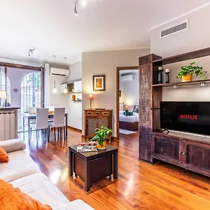 Appartamento Prada House - Posto Auto Coperto, Milano