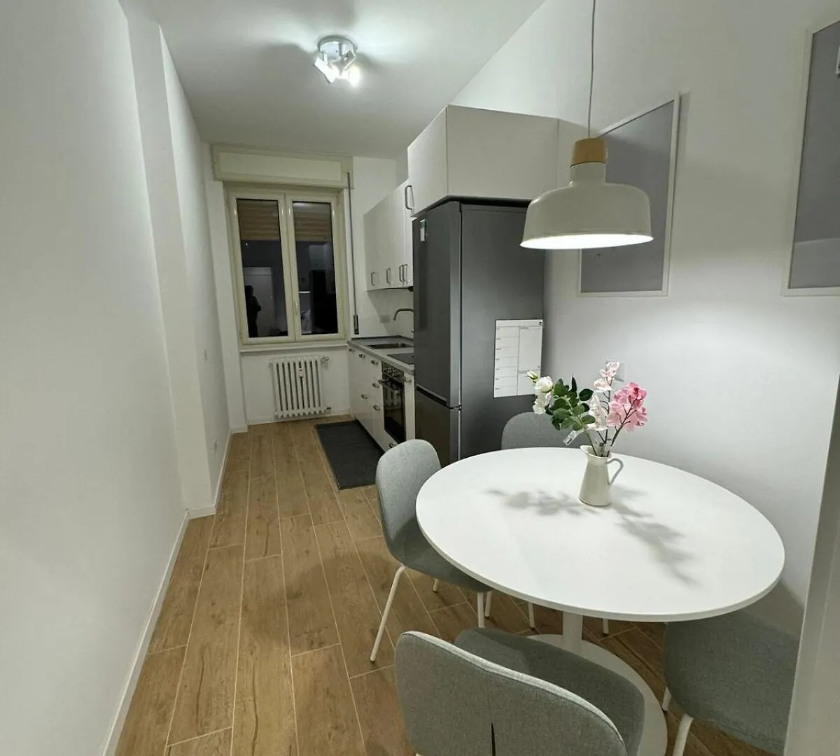 Design And Comfort In Cso Lodi Milan Apartment